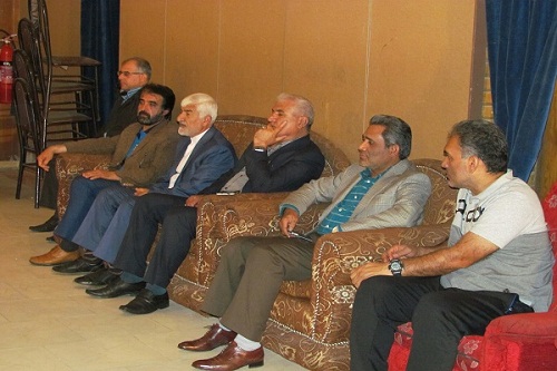 دیدار مدیرعامل شرکت بهره برداری نفت و گاز گچساران با بازیکنان تیم فوتبال نفت و گاز +تصاویر